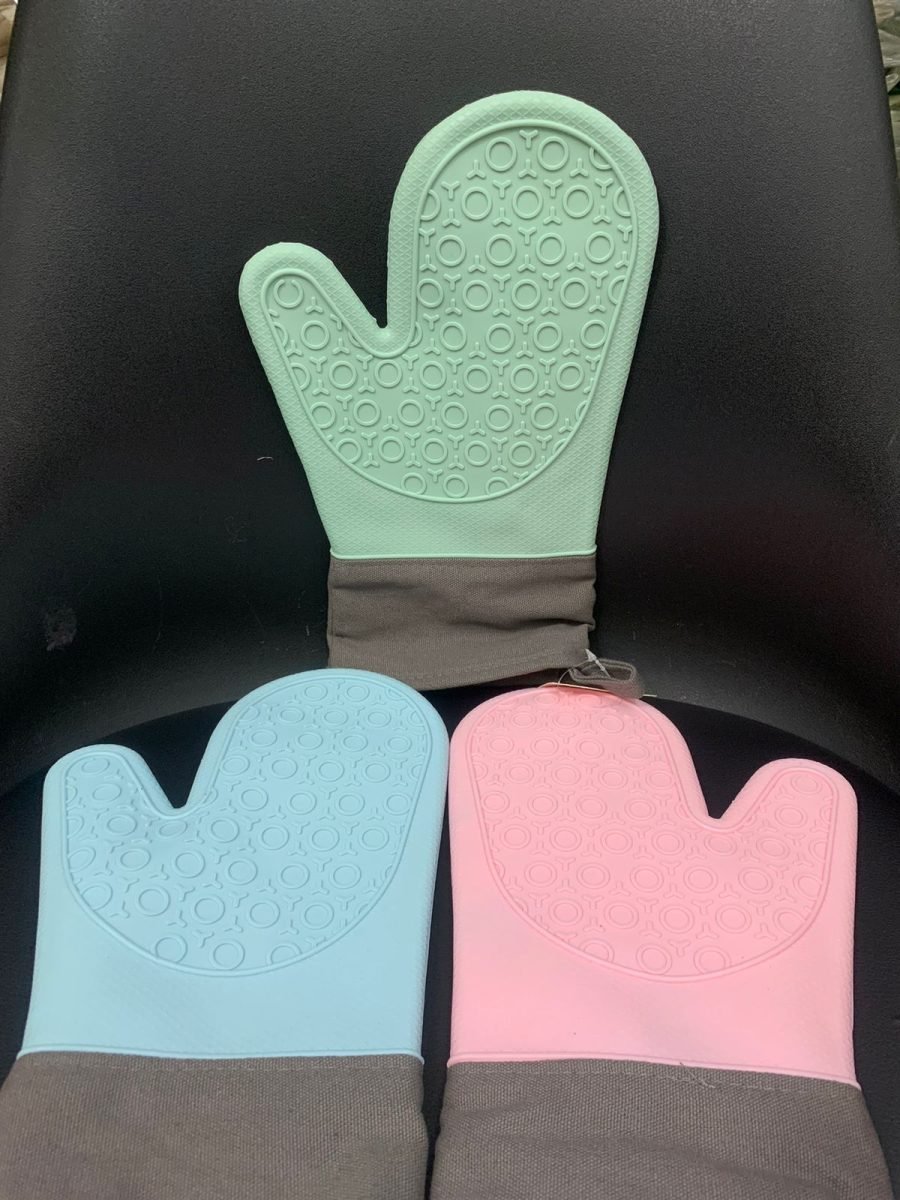 Silicone Mitten Set MOQ 120 per colour. FOB π¨π³ $1.00 - Image 2