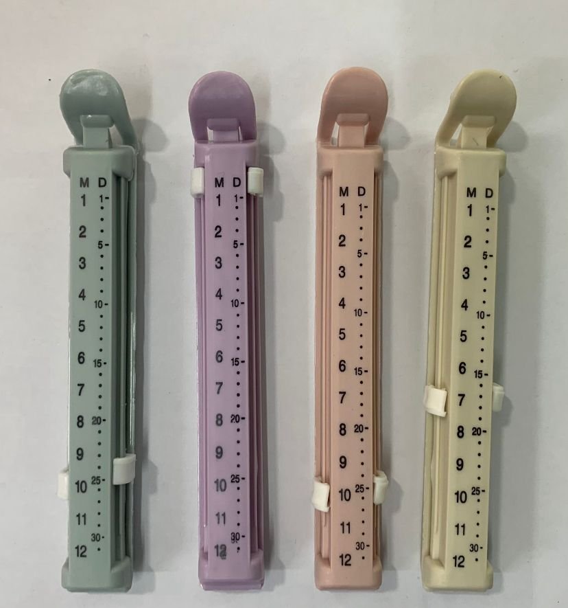 4pc Bag Clip MOQ 300 sets. FOB π¨π³ $0.50 per set