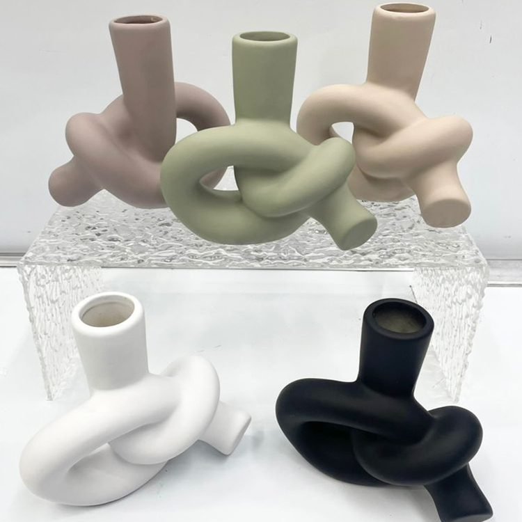 Ceramic Vase MOQ 120pcs ( mix colours). FOB 🇨🇳 $2.25 - Image 2