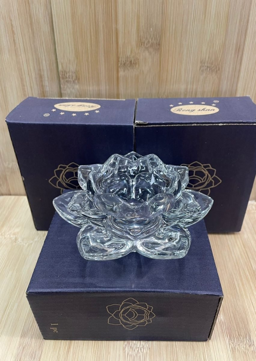 Clear glass votive